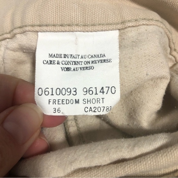 Vintage Tommy Hilfiger Freedom Shorts, Tan, size 36 - Picture 6 of 8